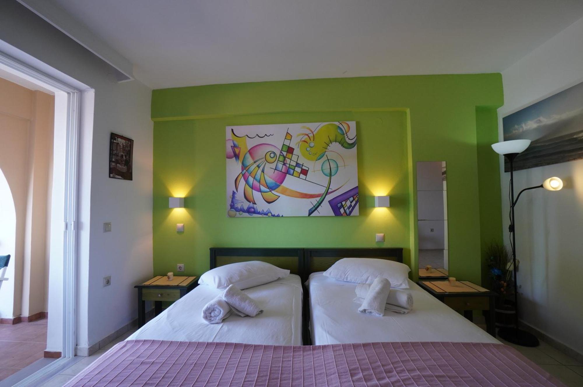Seafront Spirit Suites Zakintos Oda fotoğraf